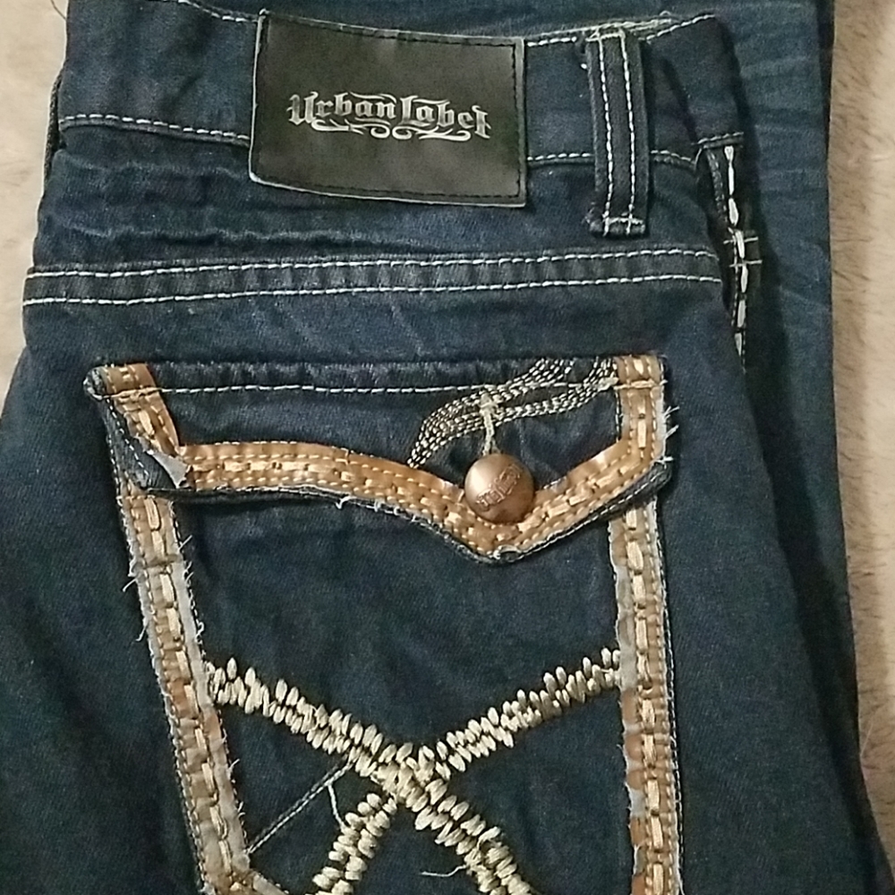 Urban Label 32×32 distressed/embellished jean EUC